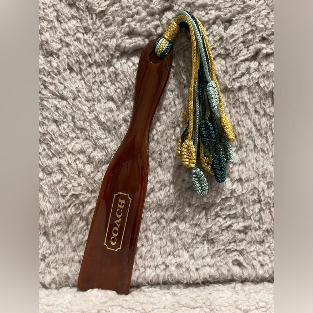 Coach Shoe Horn, Size 7 inch
